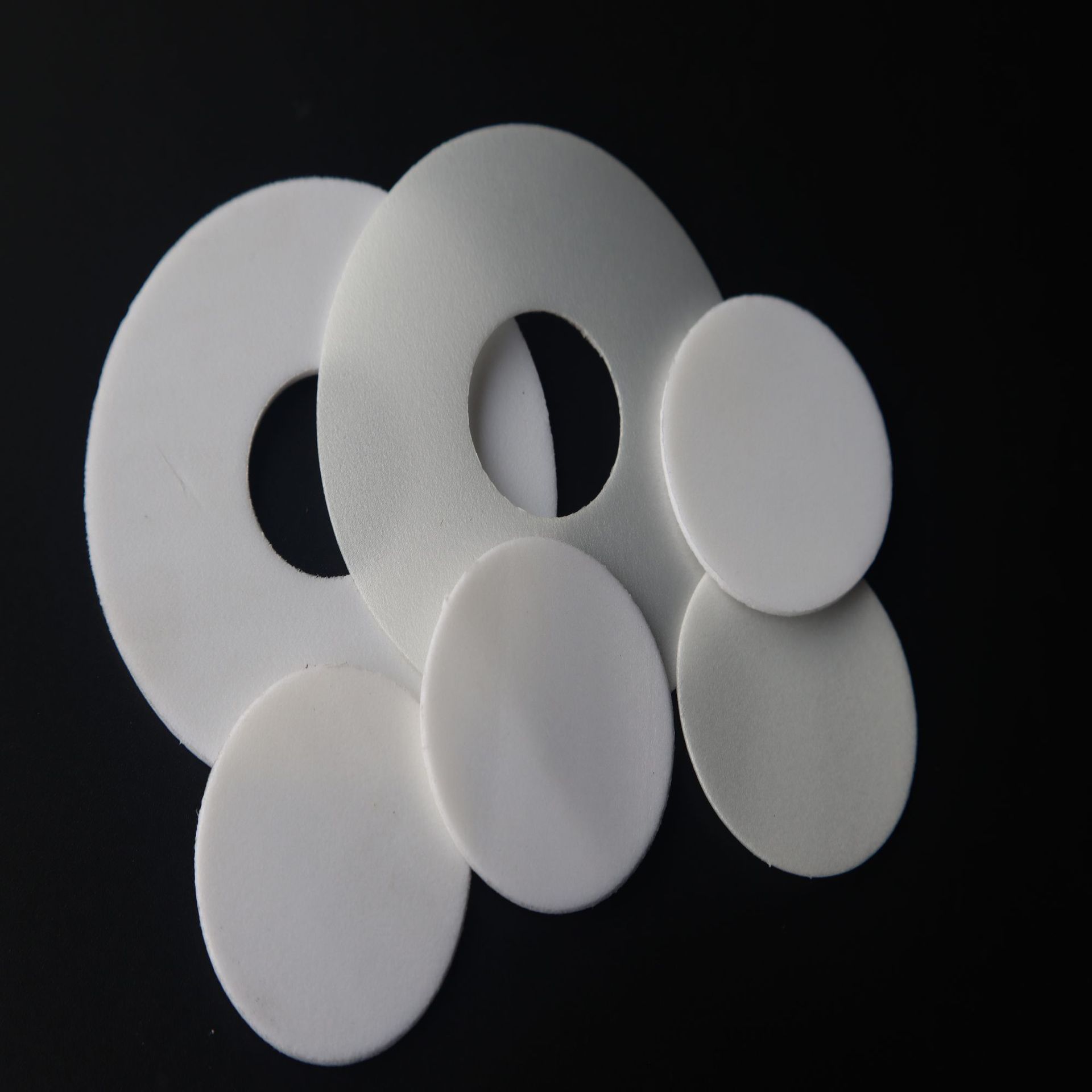 厂家圆形pe发泡垫片 pe瓶盖垫 化妆瓶盖垫 瓶盖密封pe垫片