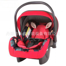 适合0-18个月婴幼儿使用提篮式儿童安全座椅