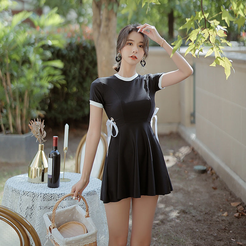 连体泳衣女夏温泉遮肚显瘦黑色运动游泳衣demonlolita保守泳装