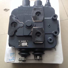 常林装载机铲车配件956t 955t 966多路换向阀零件