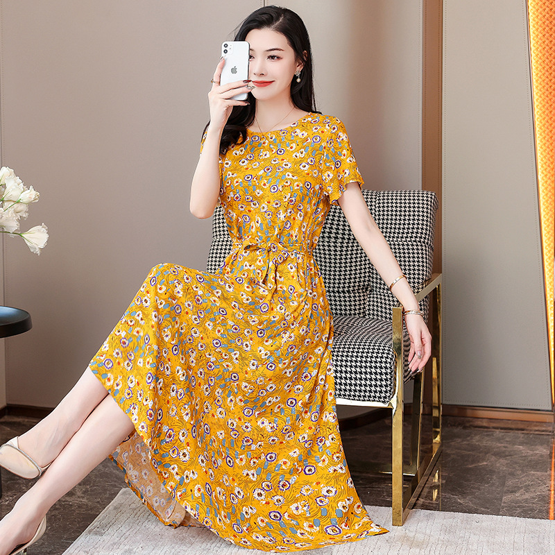 Middle-Aged Mom Summer Clothes Dress 2023 New 50-Year-Old Middle-Aged and Elderly Cotton and Linen Temperament Dress Women's Wide Lady Dress