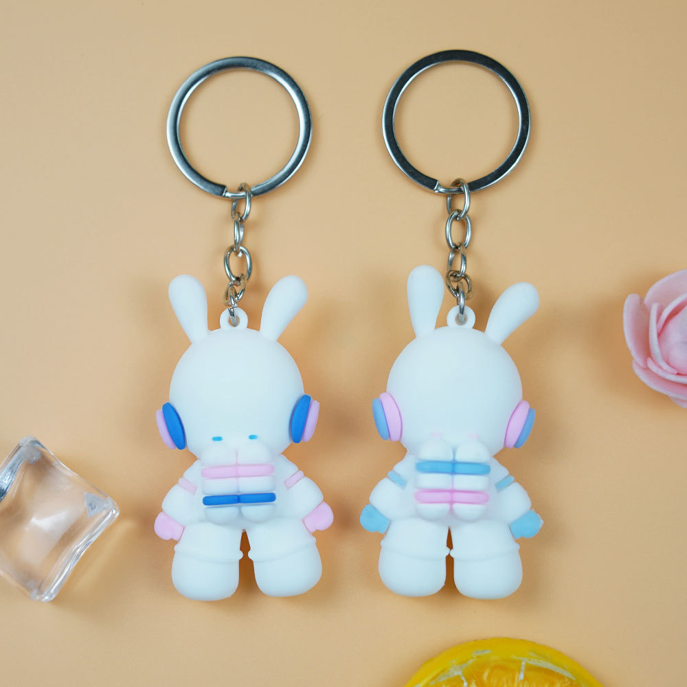 Creative Astronaut Rabbit Keychain Schoolbag Pendant Cute Backpack Pendant Astronaut Bag Ornaments Small Gift