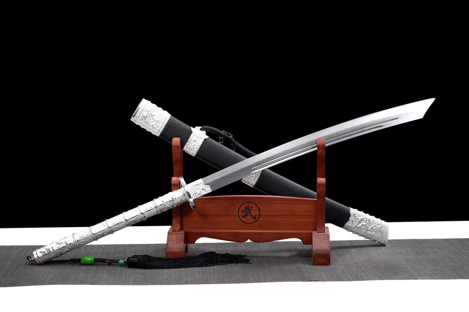 厂家批发龙泉市刀剑 镀银装双槽高锰钢锻打 中式传统一体康熙长刀