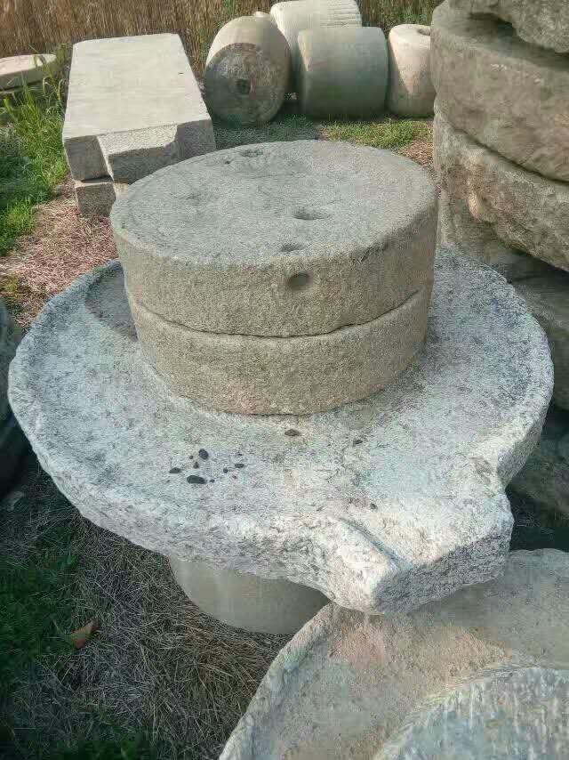 厂家现货供应老磨盘刻字 园林石磨盘铺路 旧石磙碾盘雕刻摆件