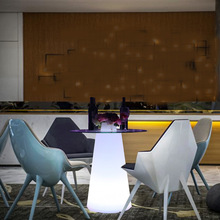LED创意高脚桌活动落地组合桌椅发光酒吧台鸡尾酒会现代户外吧台