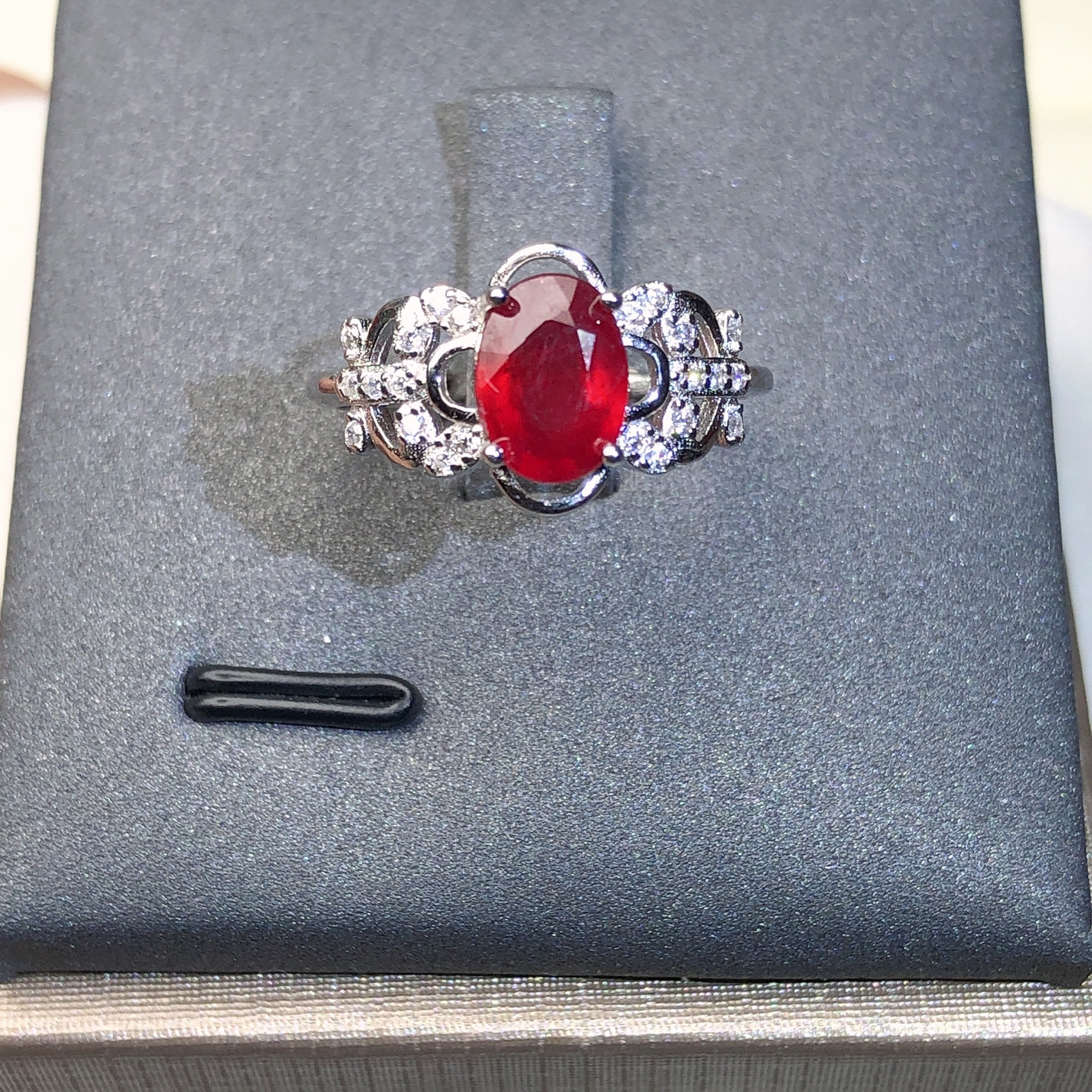 红宝石鸽血红925通体银戒指活口宽戒臂带钻花卉支持复检6*8mm