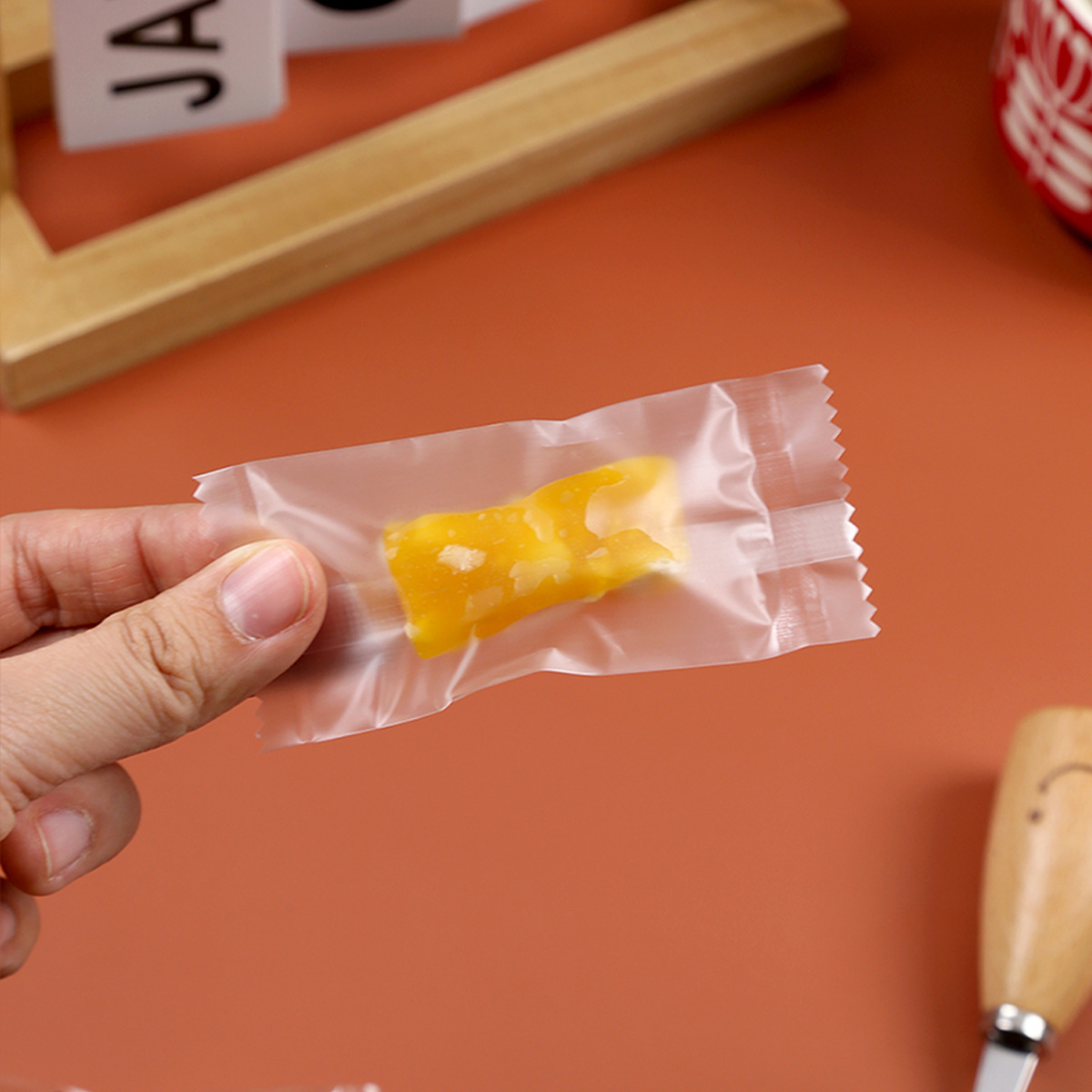 雪花酥牛轧糖磨砂透明加厚糖果包装纸机封袋压封口袋塑料袋一次性