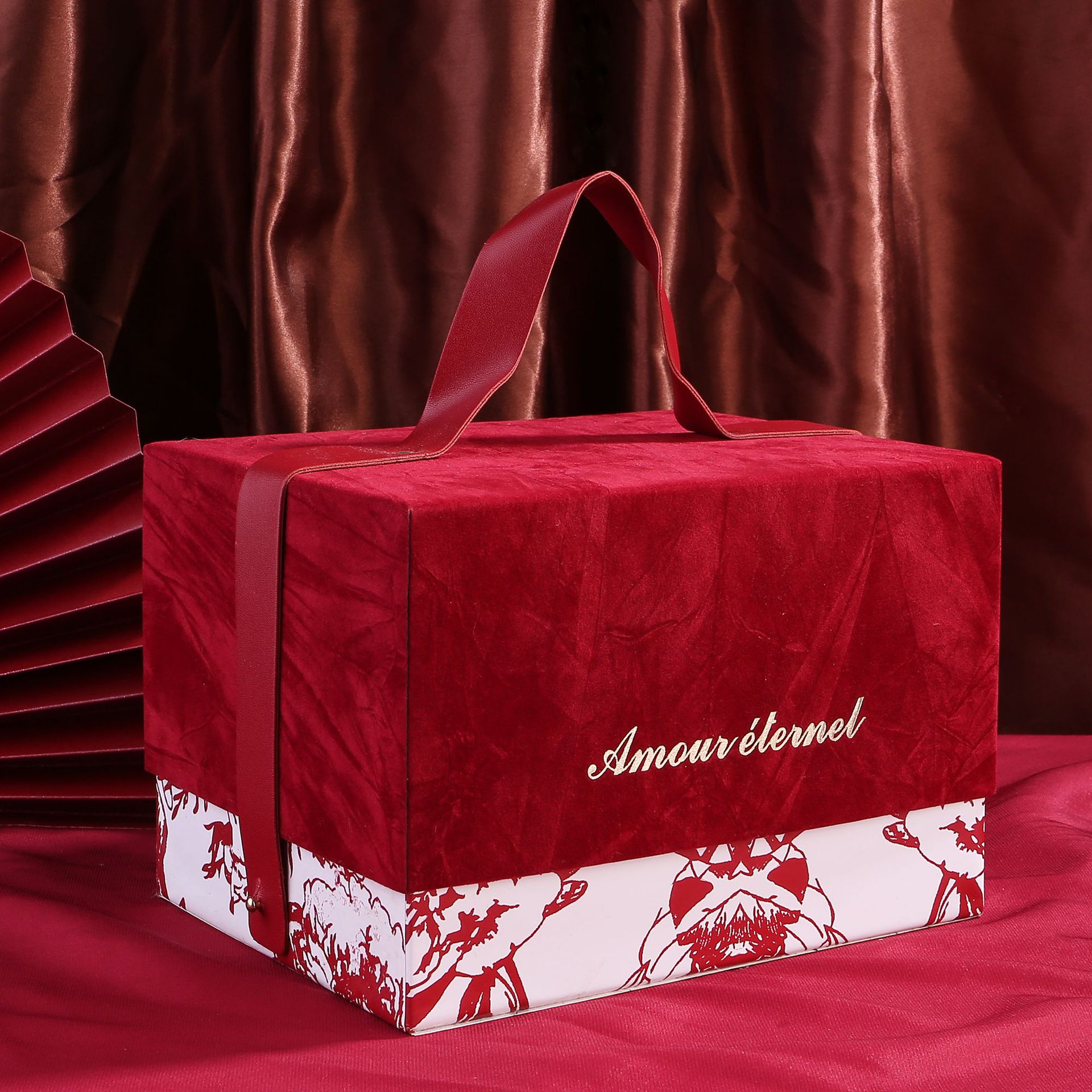 手提喜糖盒ins风丝绒伴娘伴手礼结婚商务礼品盒子空盒实用礼盒装