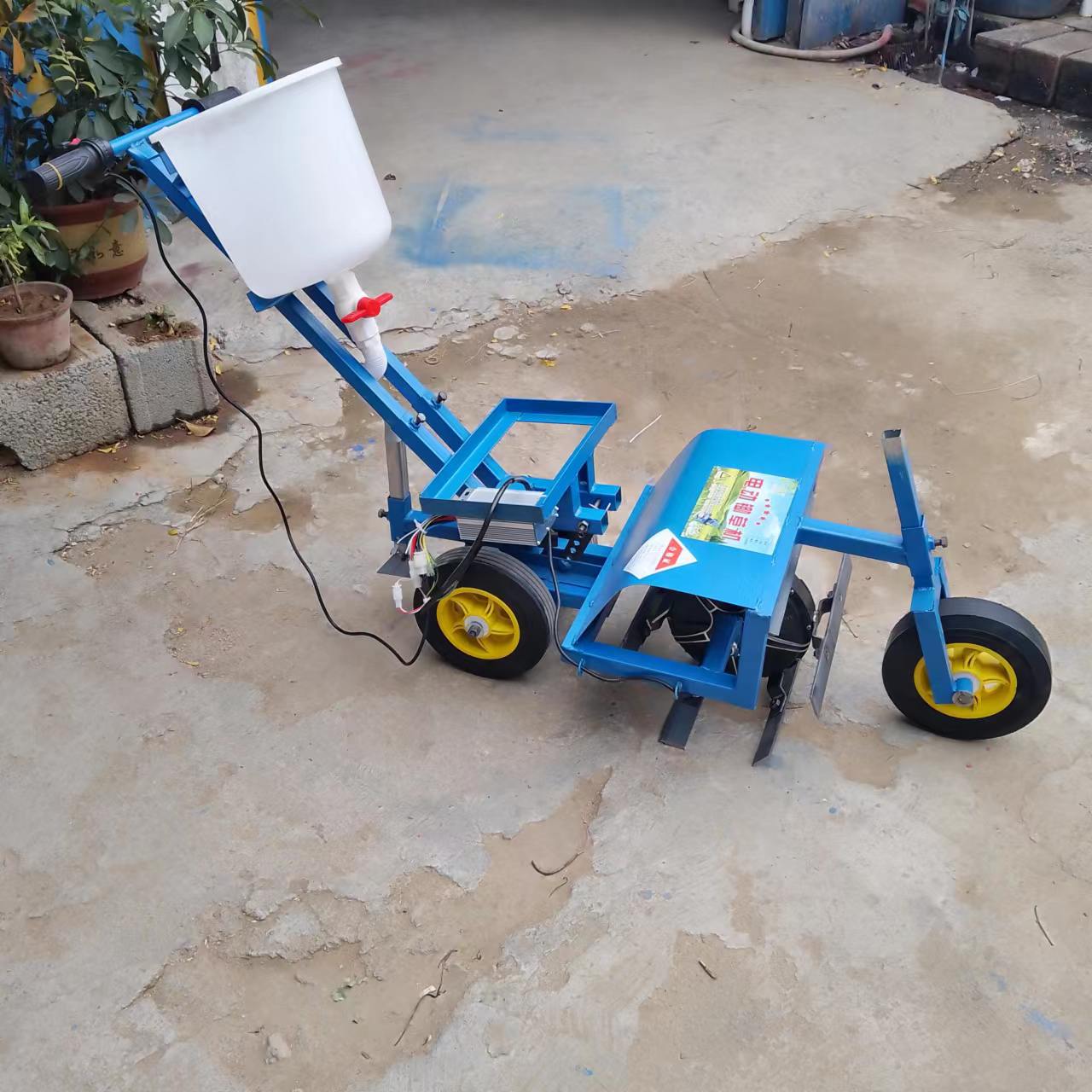 农用小型锄地机 家用电动除草机 电动锄草机割草机全新-阿里巴巴