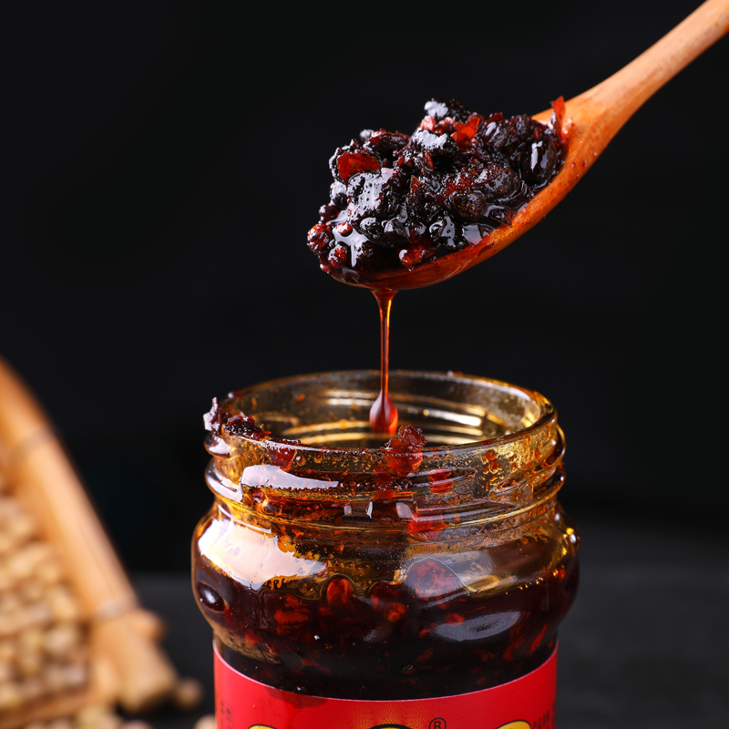 老干妈风味豆豉油辣椒酱280g瓶装贵州特产下饭拌面辣椒酱