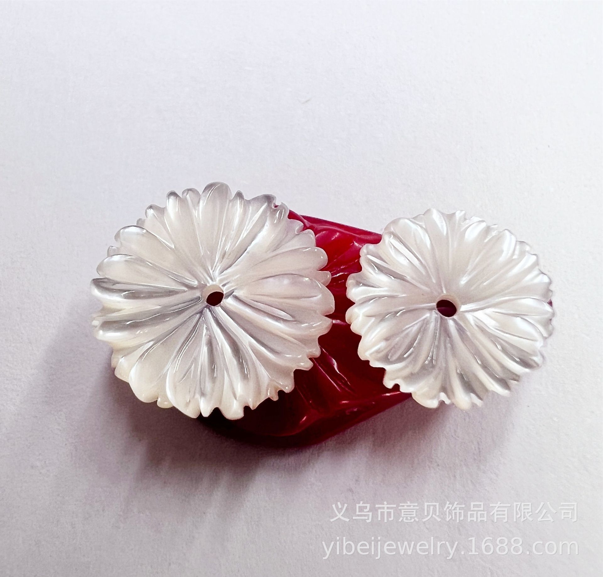 Deep Sea Shell Freshwater Shell Carved Flowers Animal Leaves DIY Handmade Jewelry Accessories Headwear Accessories