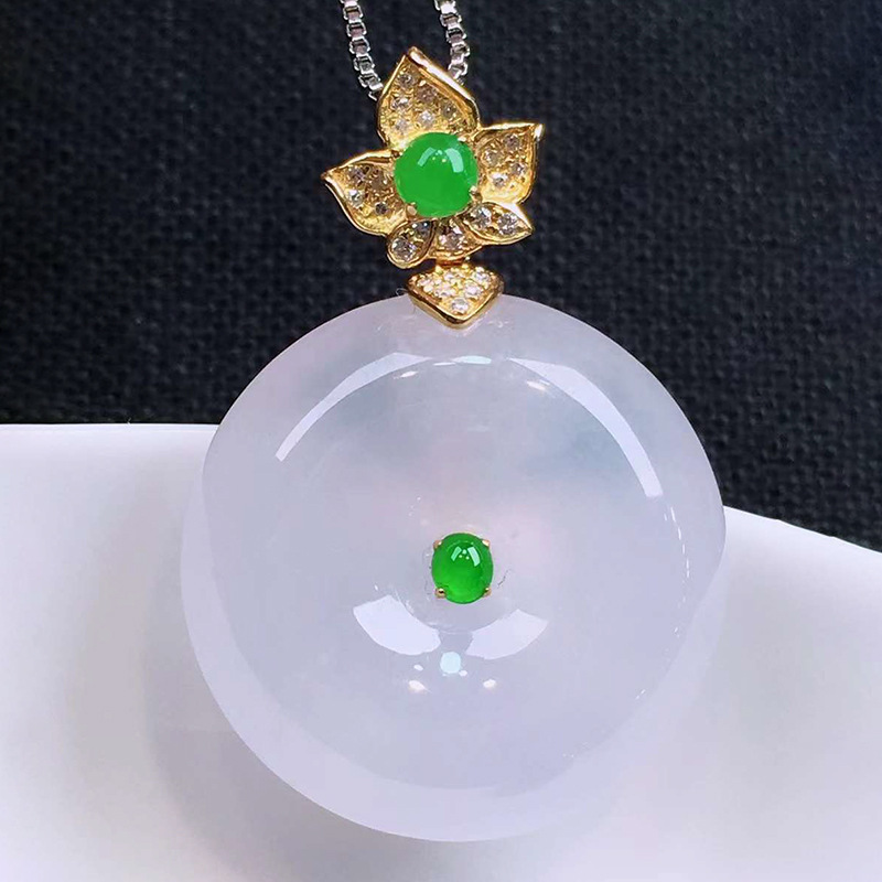 缅甸a货翡翠吊坠  18k镶嵌翡白冰平安扣玉吊坠 玉石项链女