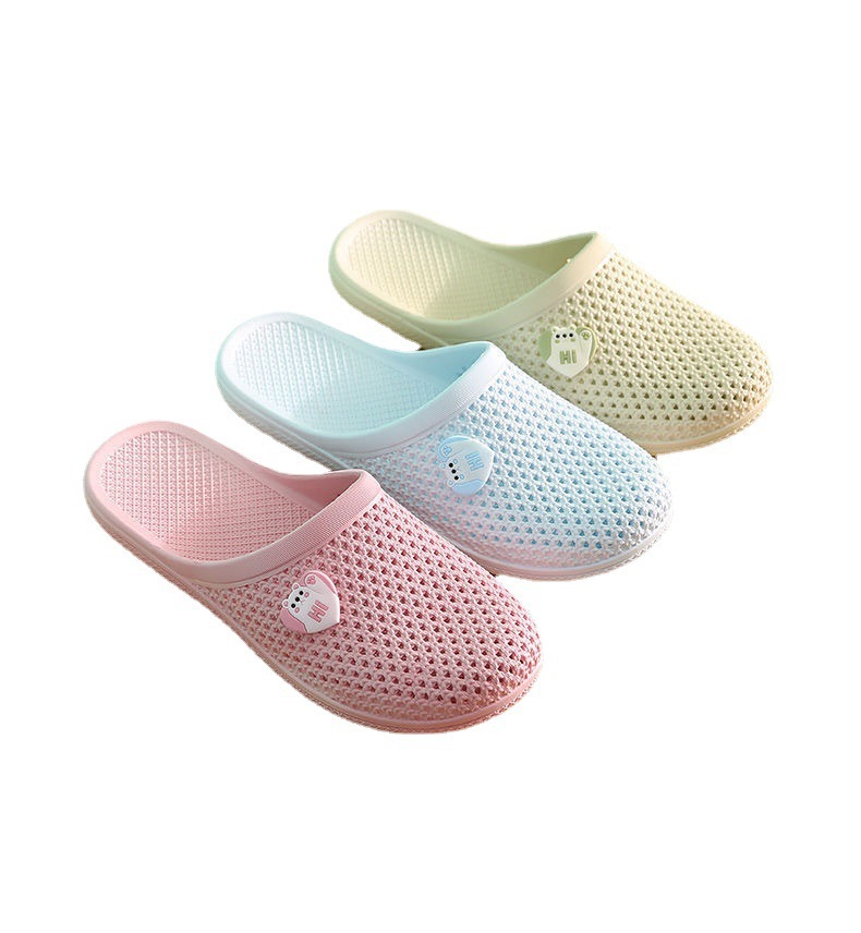 Summer New Flat Closed Toe Slippers Women's Soft Bottom Non-Slip Indoor Bathroom Slippers Beach Flip-Flops Casual Outdoor Hollow Slippers