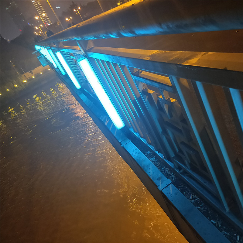 厂家销售 立柱天桥灯光防护栏 河道景观灯光护栏 不锈钢护栏立柱