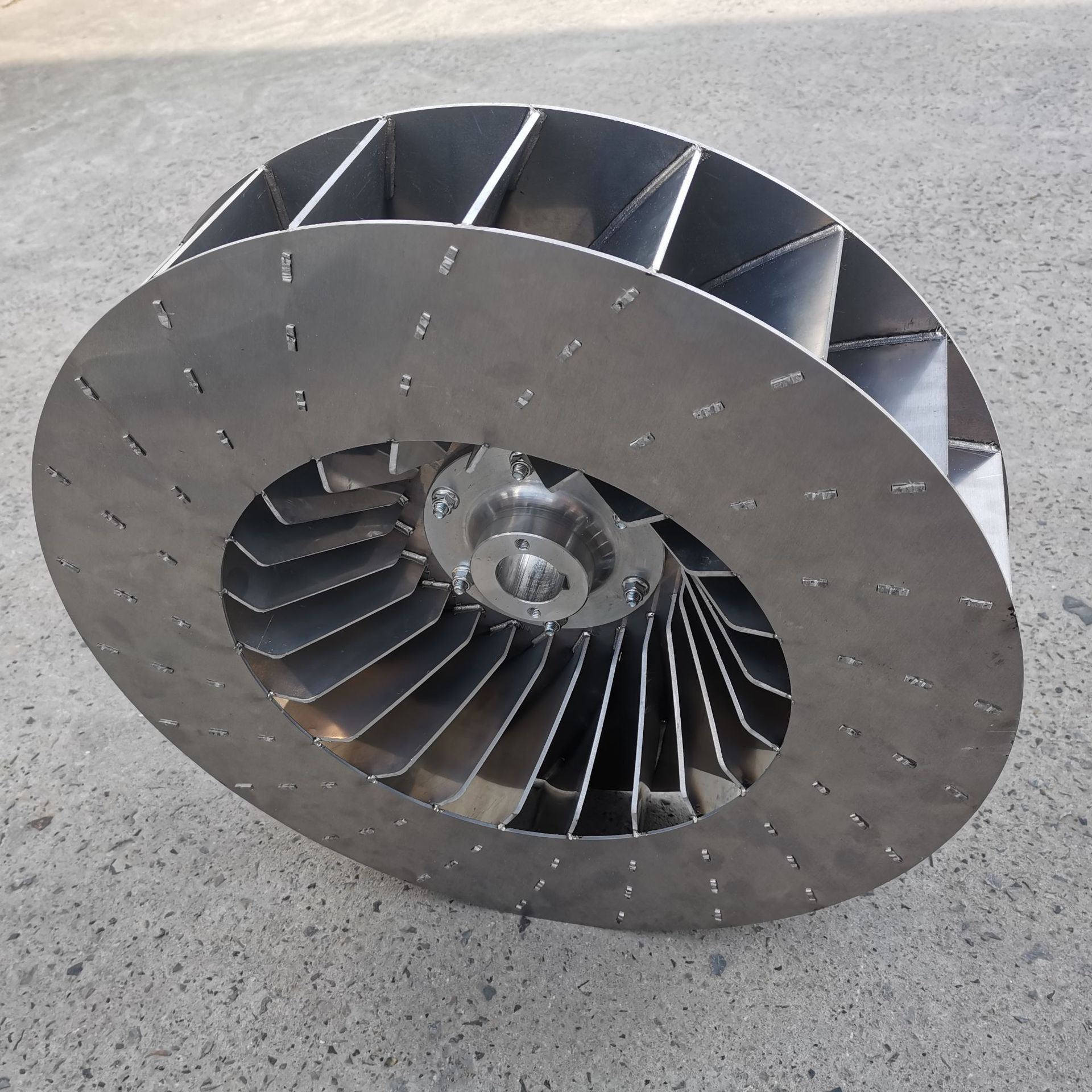 非标定制:支持(详情请联系客服)叶轮高度:110mm叶片数:22直径:500mm