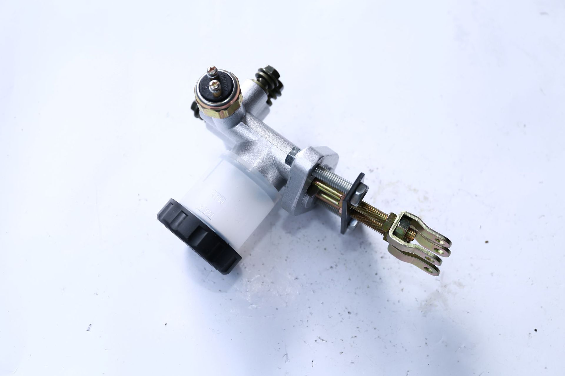 卡丁车沙滩车atv刹车泵液压碟刹主缸一拖三脚刹上泵卡钳150-250cc