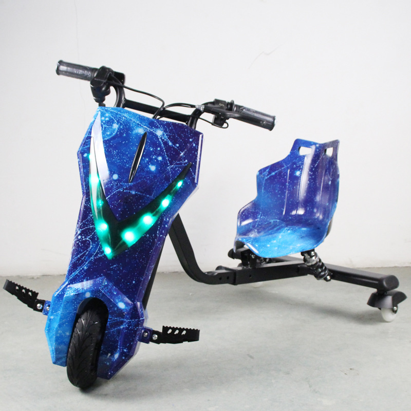 酷奇厂家带弹簧减震器的儿童电动三轮卡丁漂移车