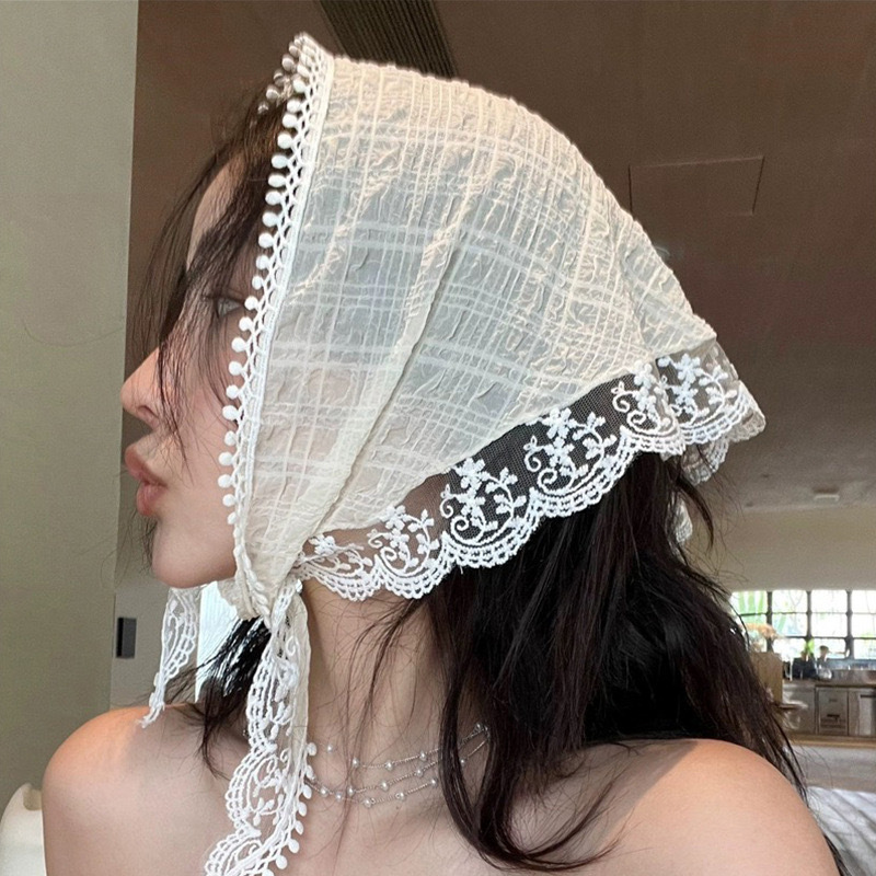French Lace Triangular Binder Gentle Pastoral Style Headscarf Retro Easy Matching Closed Toe Fashion Photo Scarf Vacation Headband