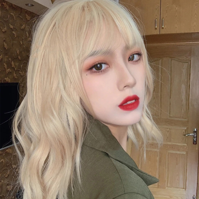 厂家批发浅金色假发女中长款锁骨发lisa同款发色化纤全头套式假毛