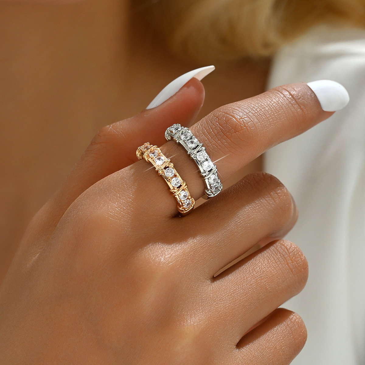 跨境热卖直播网红新品戒指 欧美交叉o形指环铜镶锆石开口戒指 女