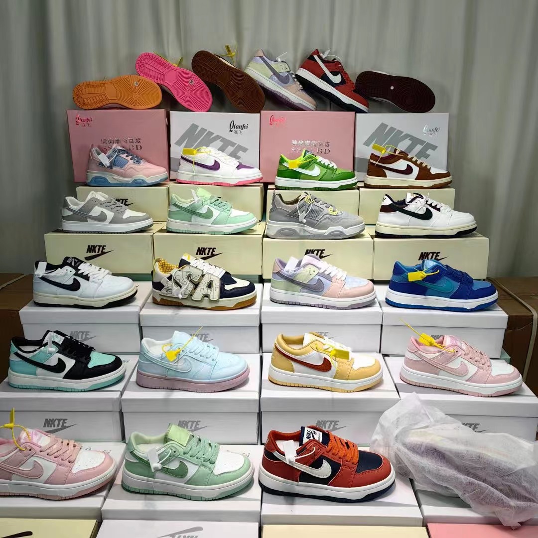 高版本潮鞋网红直播鞋子处理地摊鞋货源莆田女鞋拼色软底休闲鞋子