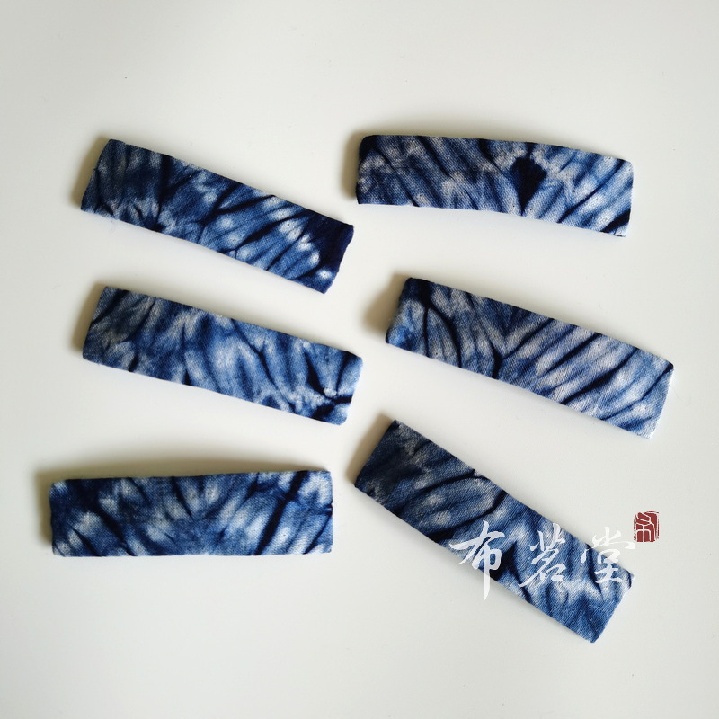 材质:合金夹子,包手工扎染布尺寸:长约8cm,宽约2cm品名:扎染方发夹