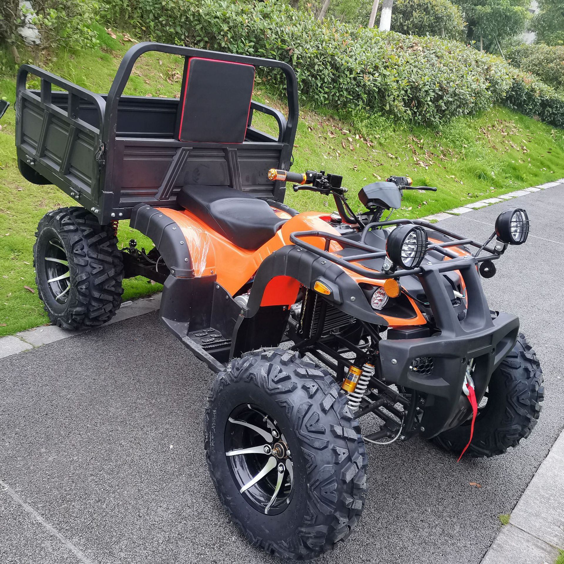 大小公牛农用车,全地形atv沙滩车,四轮越野摩托车,雪地摩托车