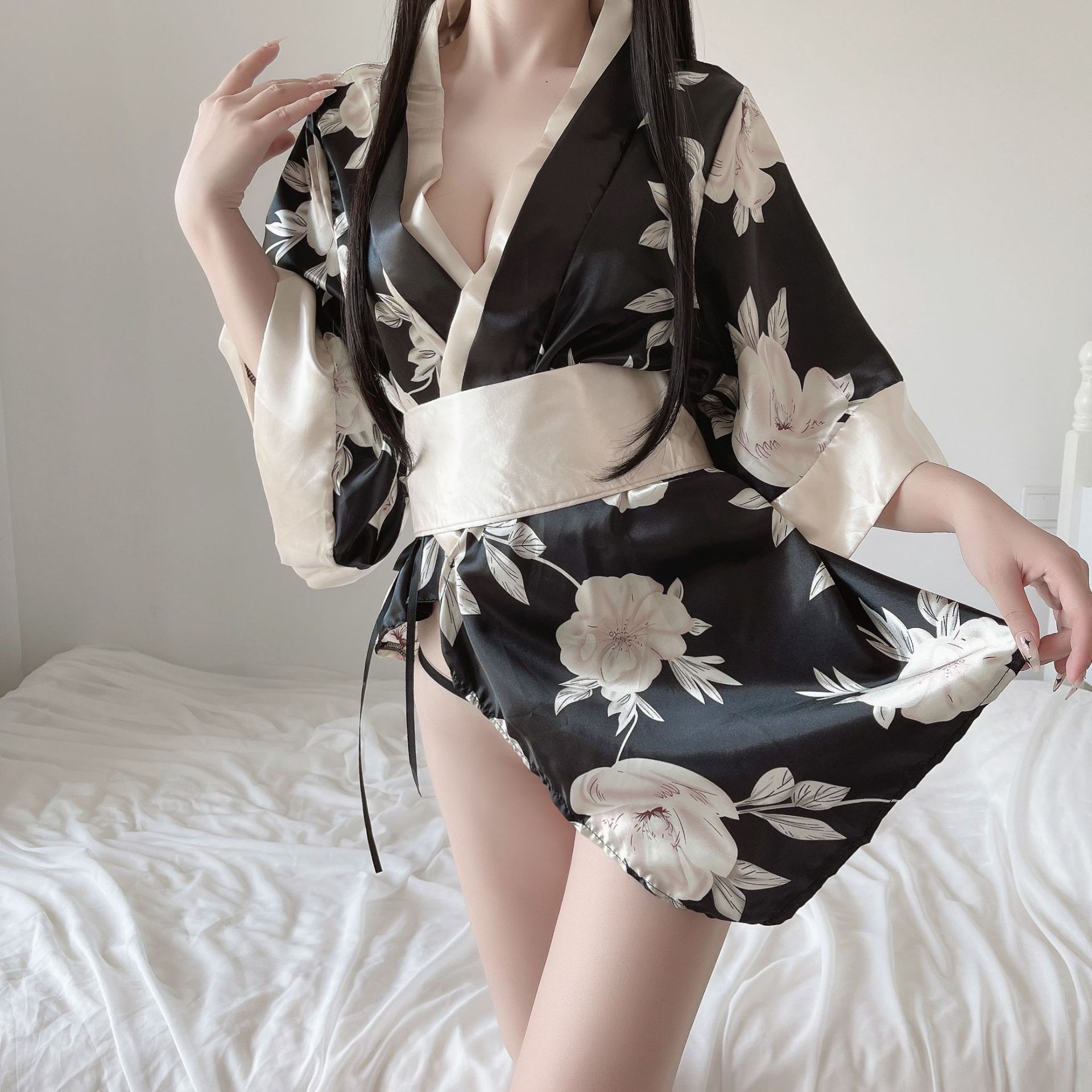 Sexy Lingerie Japanese Kimono Female Play Game Sexy Uniform Sexy Floral Kimono Suit Temptation Manufacturer Approval