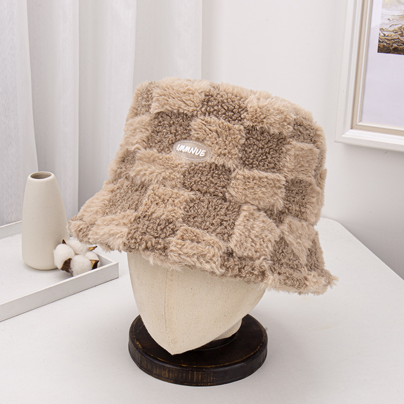 Winter New Plush Letter Basin Hat Outdoor Keep Warm Fleece Plaid Sunshade Lambswool Fisherman Hat Wholesale