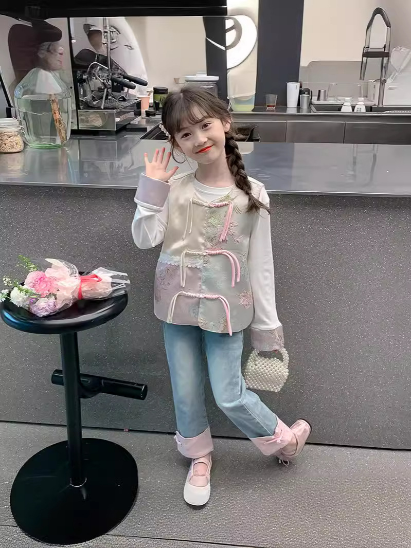 Girls' Chinese Style Suit 2024 Spring New Medium and Large Children's Western Style Spring and Autumn Top Children's New Chinese Style Three-Piece Suit