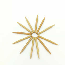 厂家批发笔型棒削尖棒圆棍棒木尖棍模型棒木圆棒尖头木棒圆木条