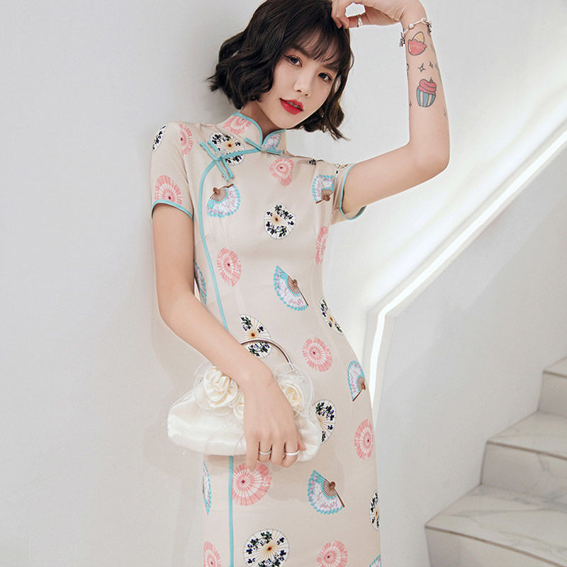 新式旗袍年轻款少女改良日常生活装夏季性感修身中国风连衣裙短款