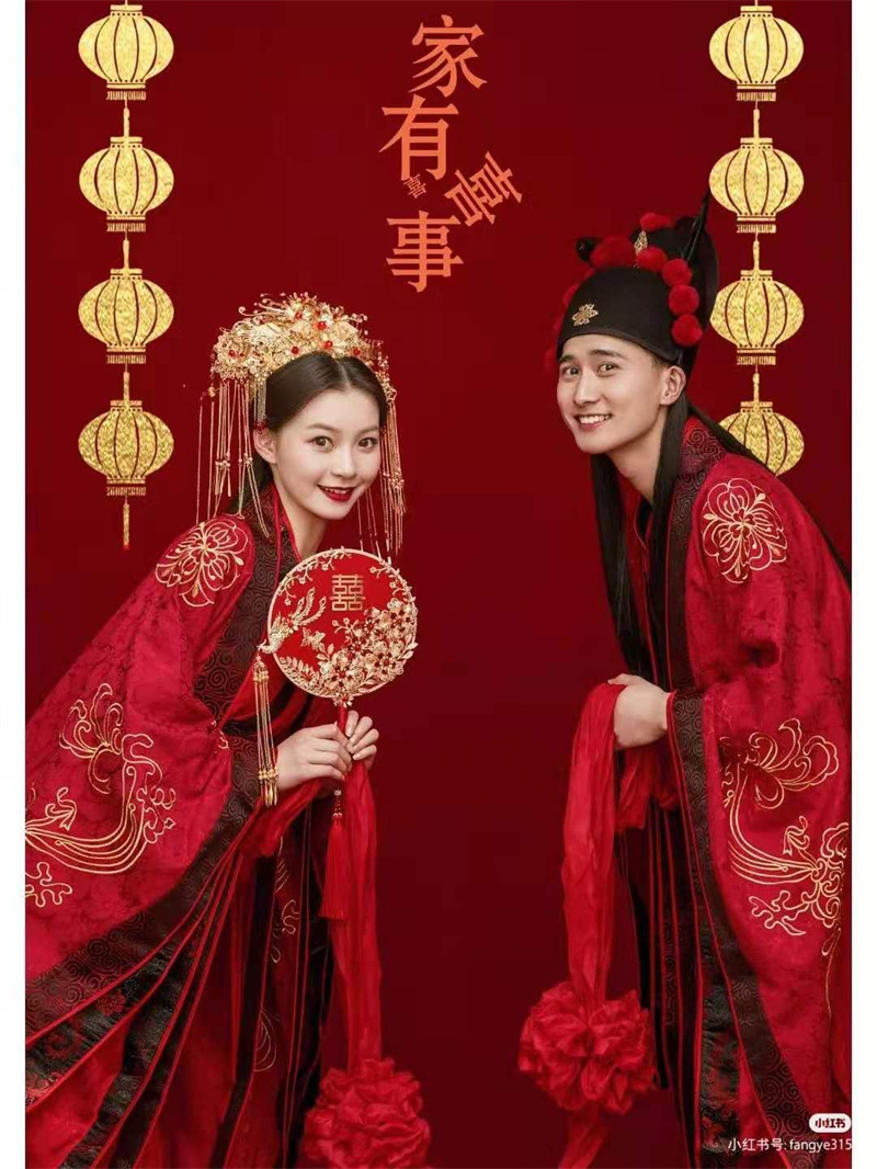 影楼情侣古装汉服拍照写真复古秀禾婚纱摄影中式婚礼国潮网红赘婿