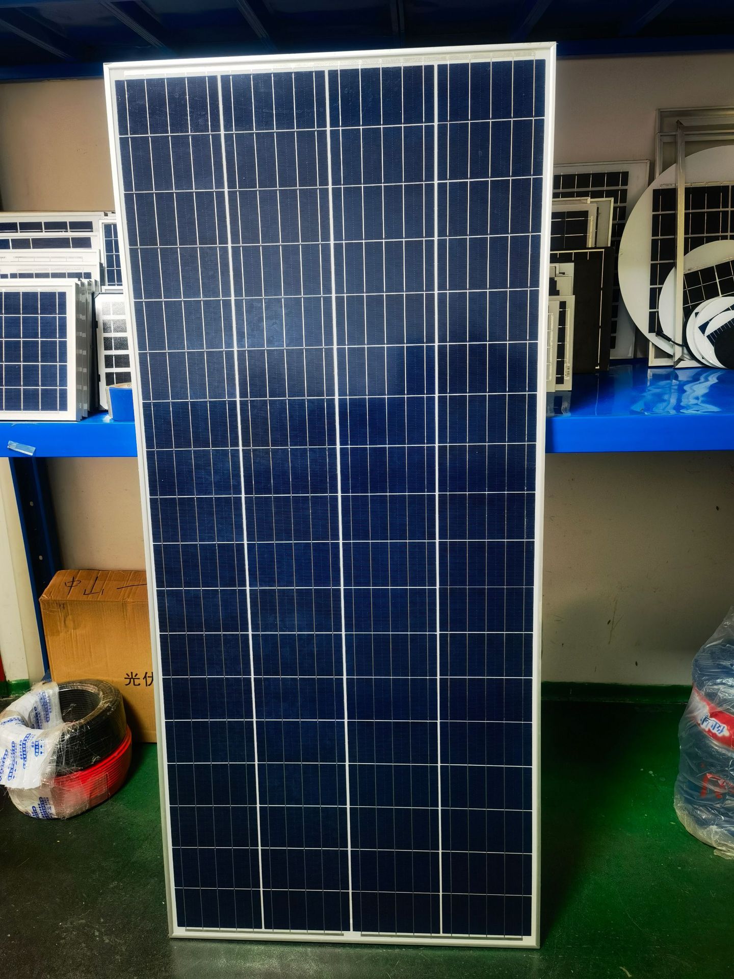 Factory Customized 120W Photovoltaic Panel Solar Photovoltaic Panel Single Crystal Solar Photovoltaic Panel 18v5v Customizable
