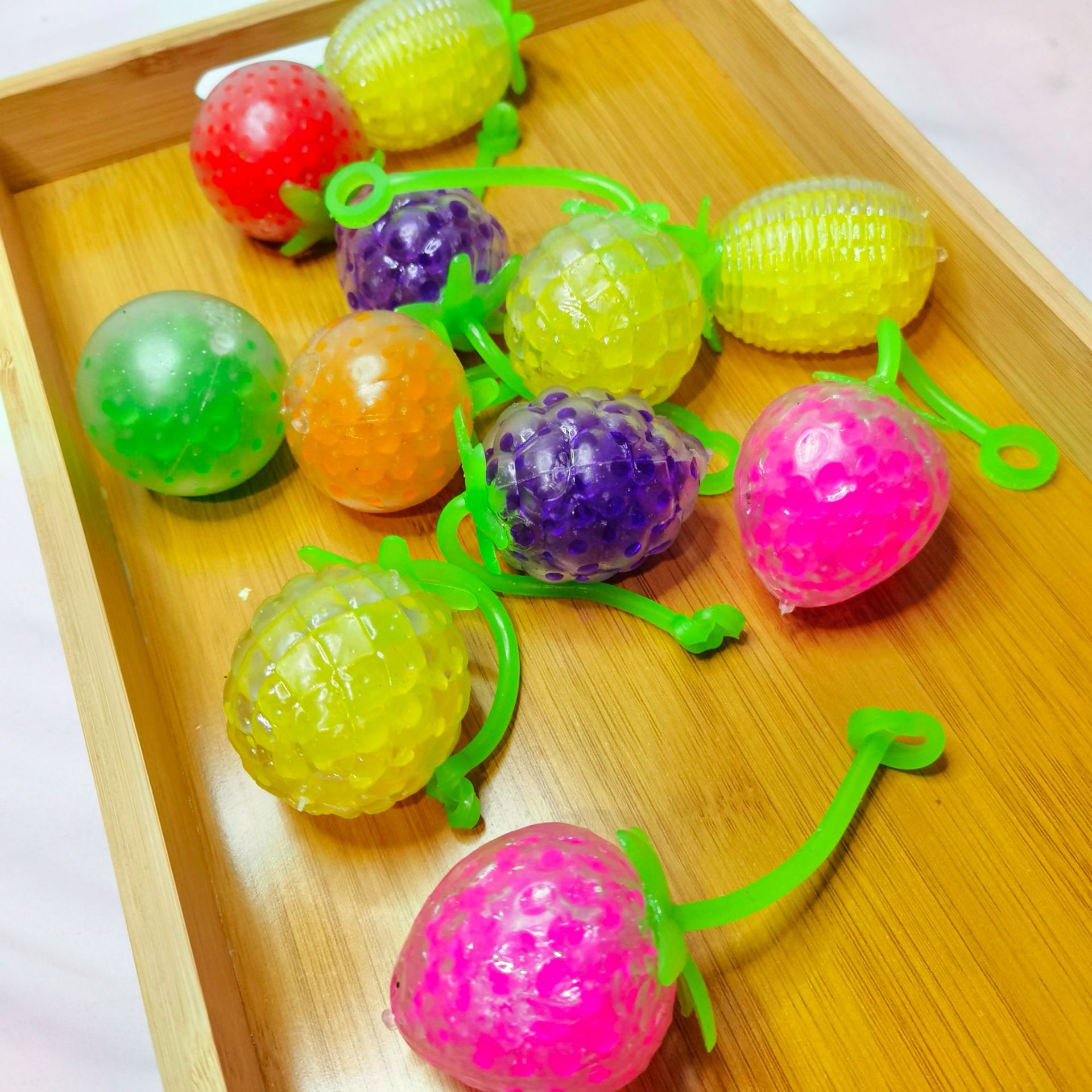 New Exotic Toy with Rope Fruit Vent Bead Ball Stress Ball Swing Strawberry Vent Ball Source Factory Wholesale