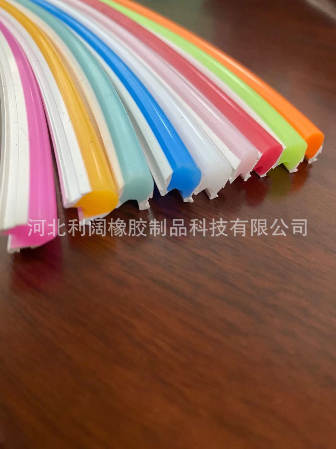 LED霓虹灯条硅胶条分体式装饰柔性广告招牌做字霓虹灯造型