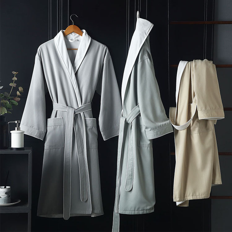五星级酒店浴袍男