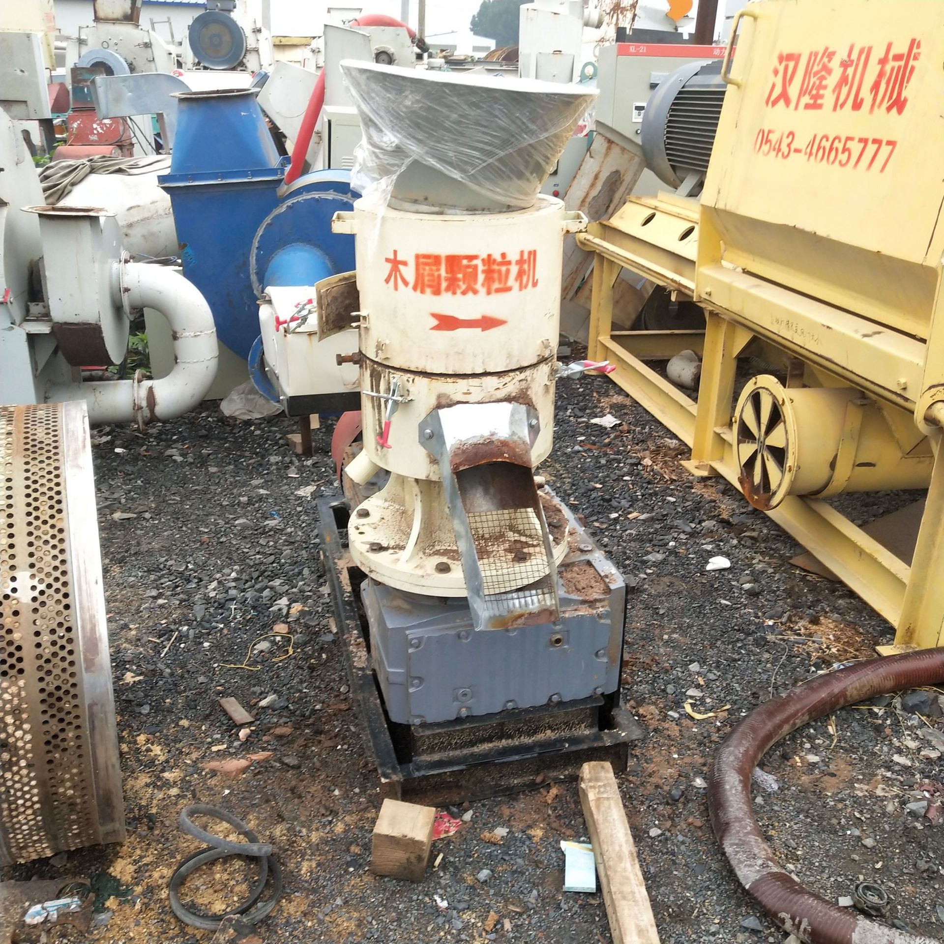 二手锯末木屑颗粒机 生物质燃料颗粒机 秸秆煤炭压块成型机