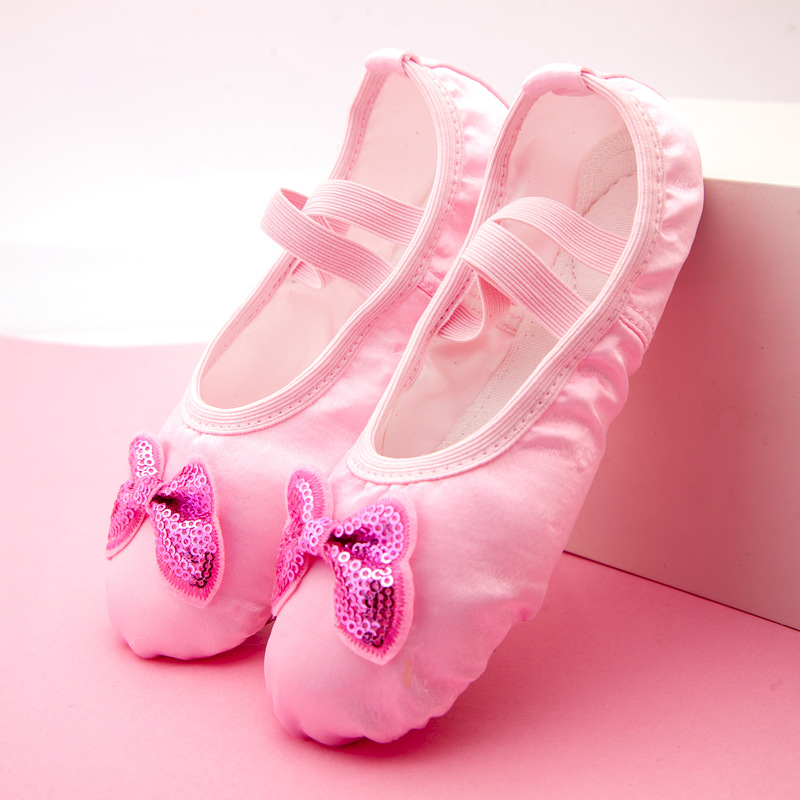 公主风儿童芭蕾舞鞋女孩跳舞鞋宝宝跳舞舞蹈鞋演出软底形体考级鞋