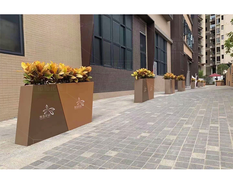 户外不锈钢镀锌板组合售楼处酒店广场公园用金属铁艺花箱厂家直销