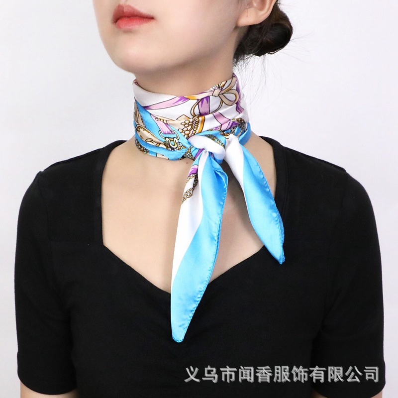 2023 Autumn and Winter New Fashion Chain Silk Scarf 70x70 Square Scarf Stewardess Business Ol Commuter Scarf Decorations Scarf