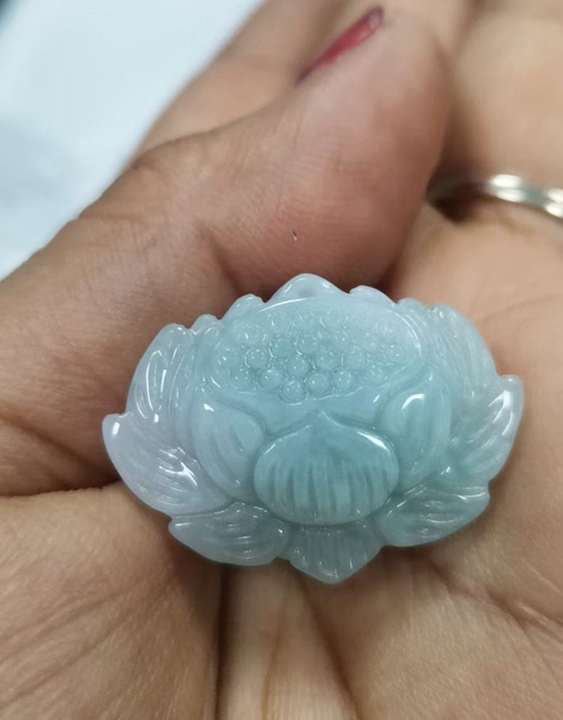 缅甸老坑a货翡翠莲花吊坠翡翠a货荷花项链转运挂件翠玉雪莲花