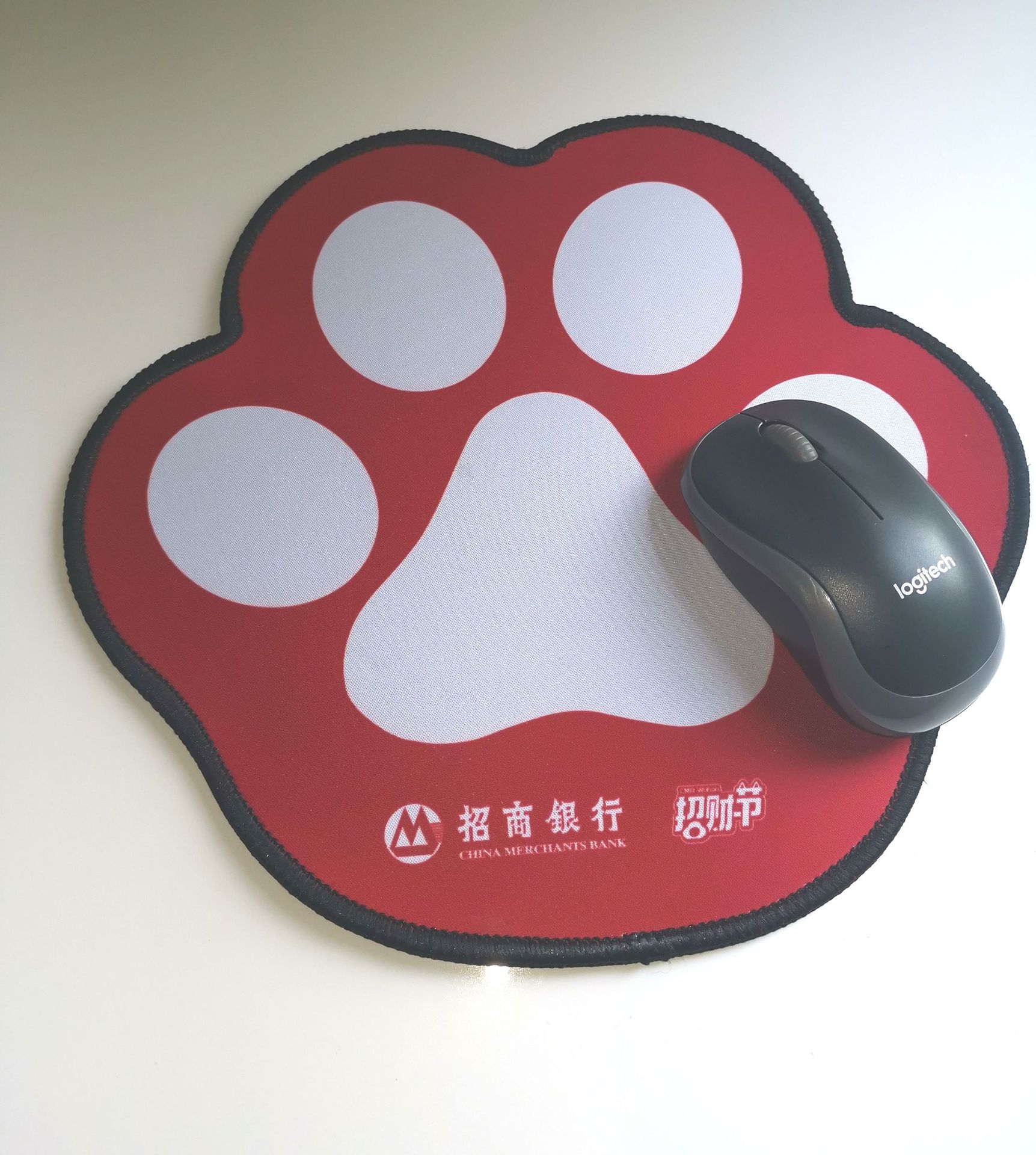商家生产广告桌垫 异形可爱橡胶防滑垫鼠标垫锁边橡胶布面鼠标垫