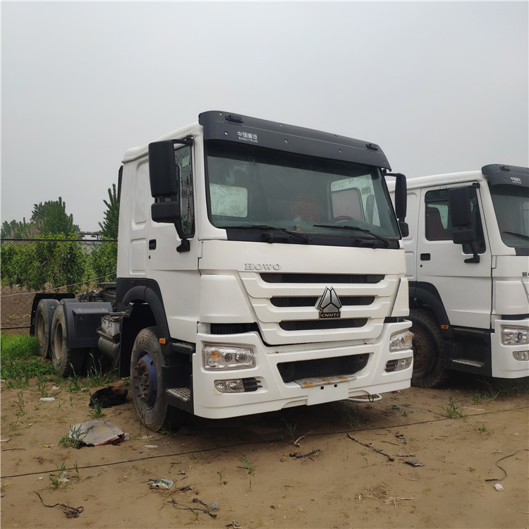非洲出口车型豪沃牵引车头二手十轮豪沃拖头 howo翻斗车375马力