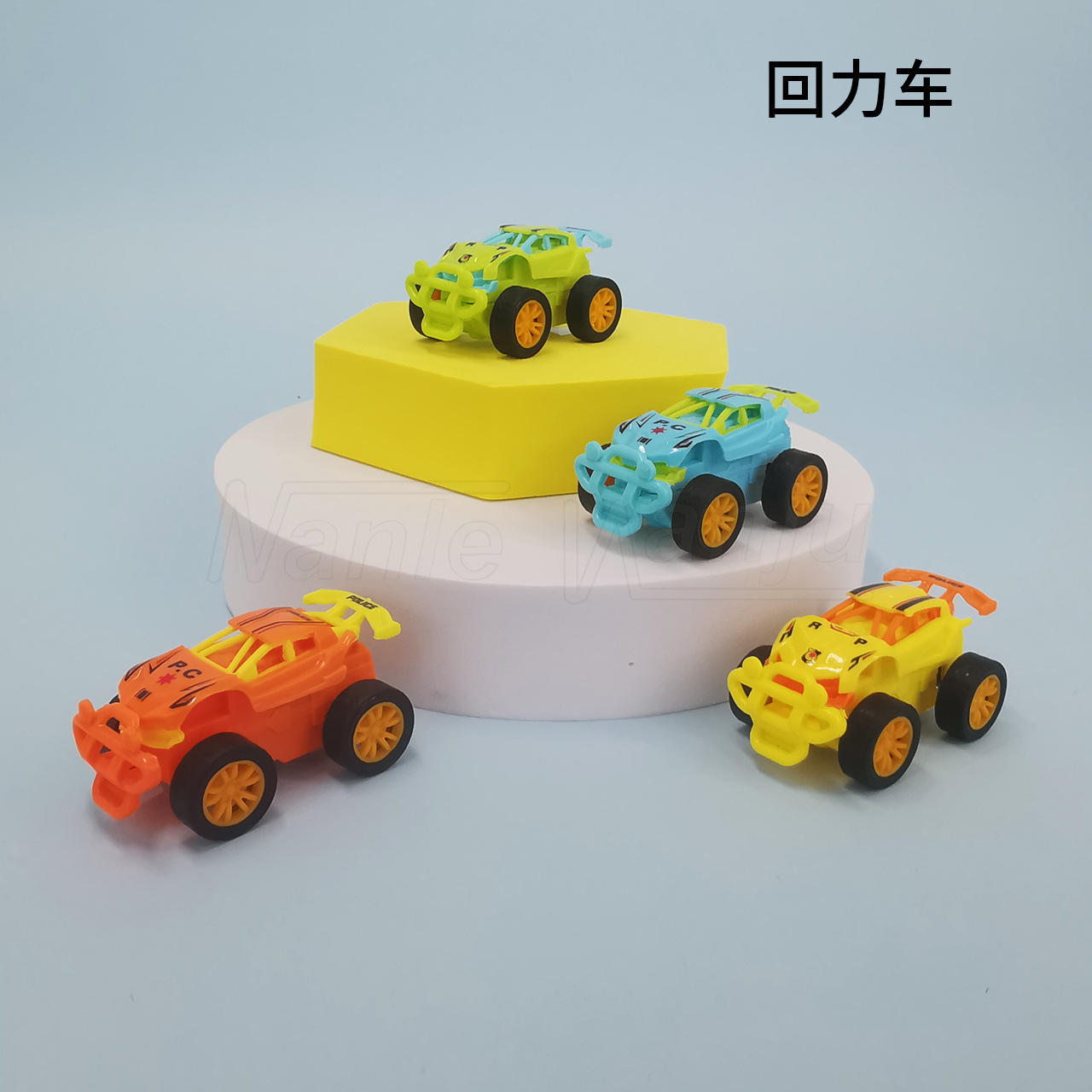 跨境批发儿童回力车仿真越野车模型礼物男孩小玩具小礼品摆摊玩具