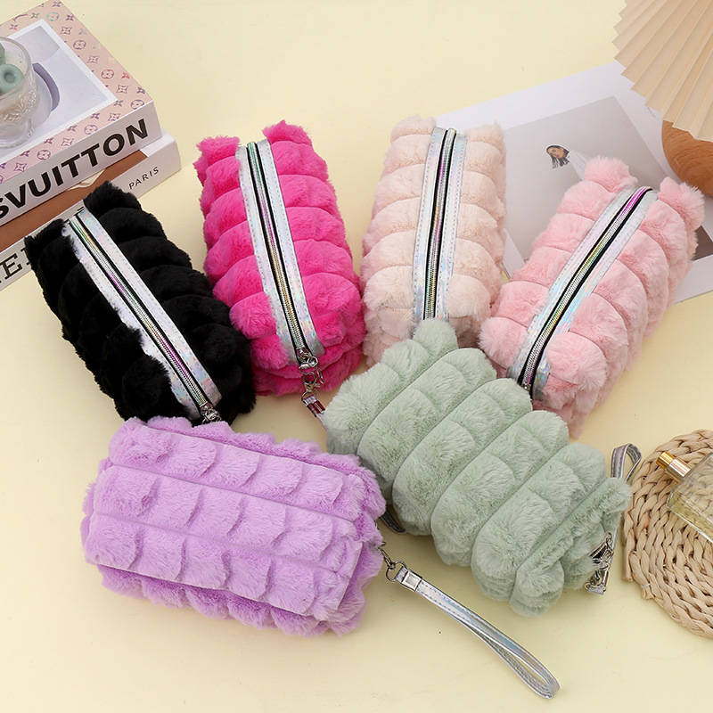 New Fashion Simple Cosmetic Bag Rabbit Fur Strip Long Velvet Cosmetic Bag Large Capacity Handbag High-End Storage Bag