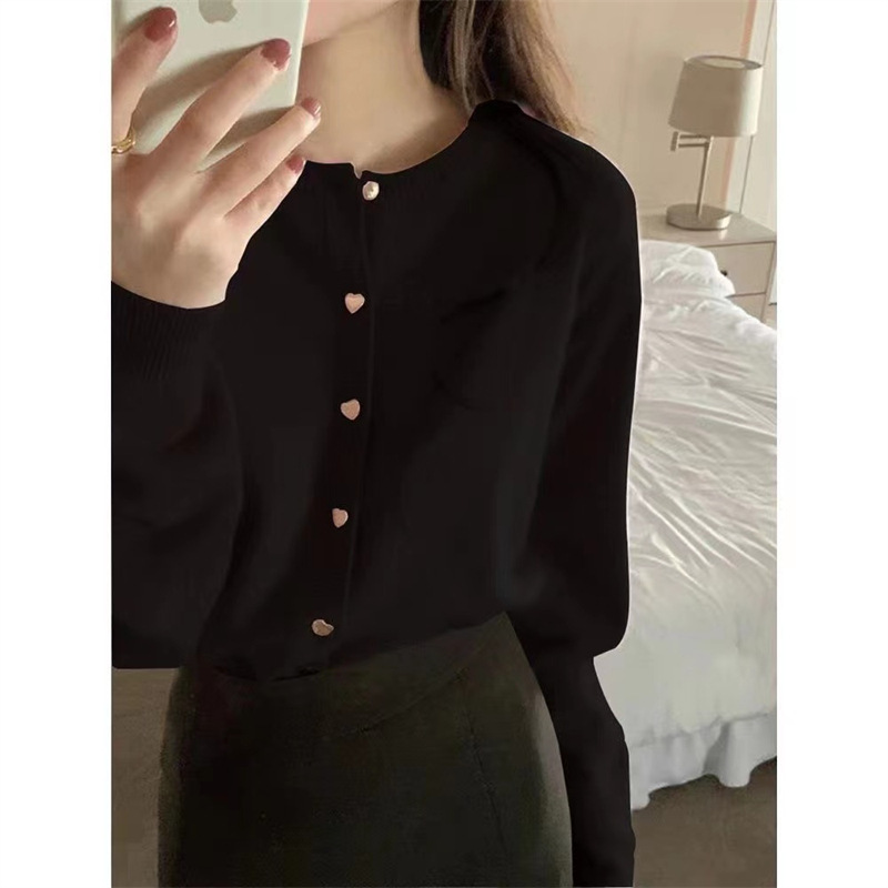 Love Buckle Soft Glutinous Sweater Coat Women's Autumn Outer Wear Slimming round Neck Short Inner Knitted Long-Sleeved Top Women Clothes