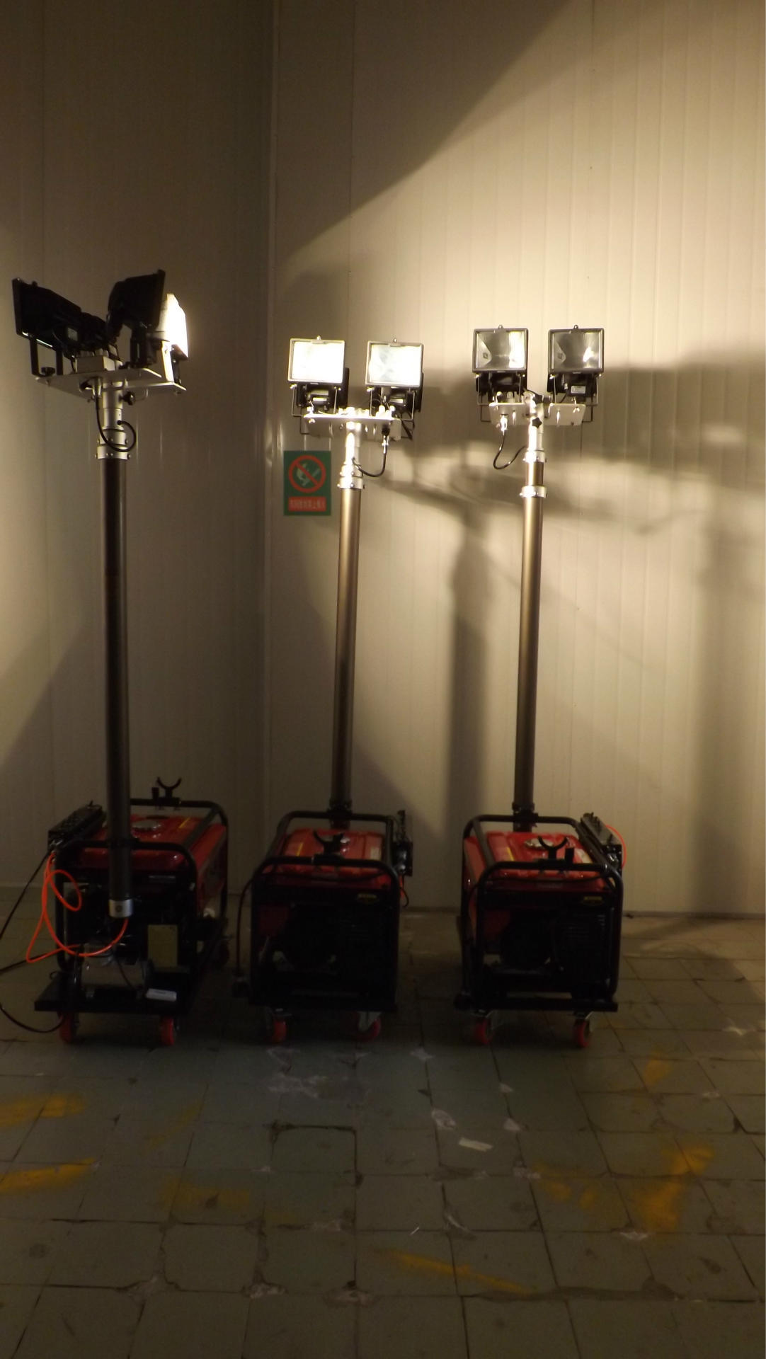 6110b方位全自动泛光工作灯4*500w应急防汛发电移动照明灯车06490