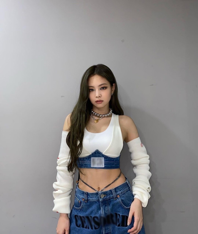 jennie金智妮同款牛仔拼接两件套背心长袖性感女露肩短款t恤上衣