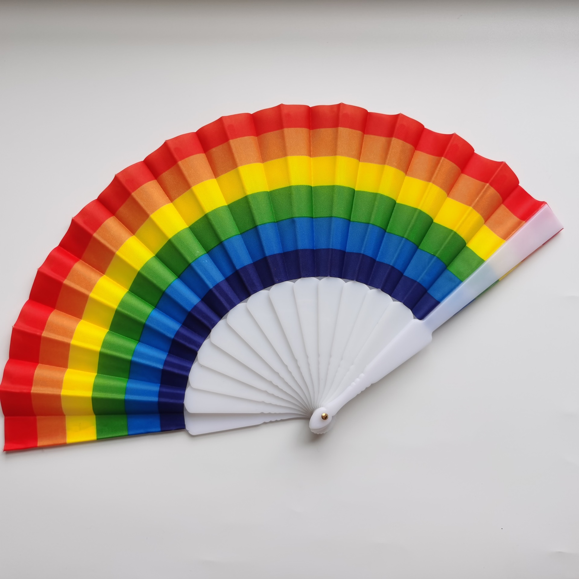 厂家跨境彩虹六色塑料折扇 竖条彩虹儿童跳舞扇学生表演扇子批发